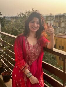 Divya Bharathi Stuns in Red Traditional Outfit – Latest HD Photos (4)