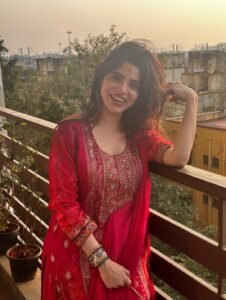 Divya Bharathi Stuns in Red Traditional Outfit – Latest HD Photos (7)