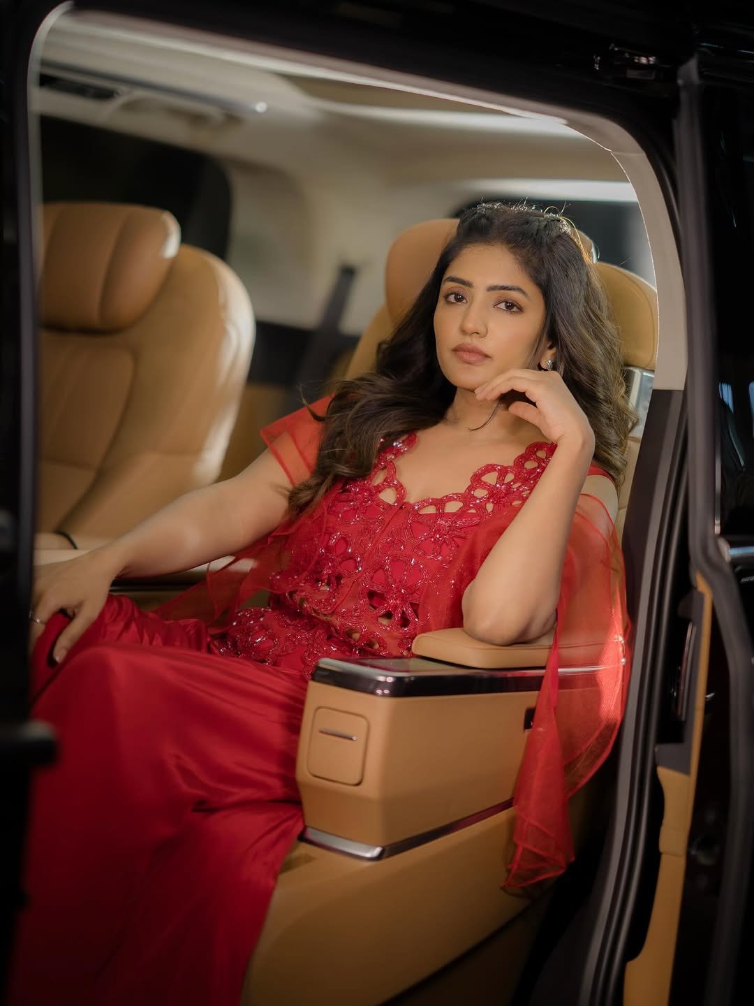 Eesha Rebba Stunning Red Gown Photos 2026 (6)