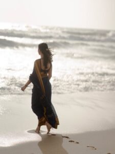 Ira Dayanand Reddy Looks Elegant in Black Saree stunning fashion look