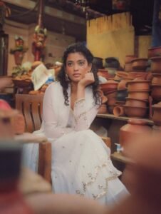 Ira Dayanand Reddy Looks Graceful in White Ethnic Outfit stunning fashion look