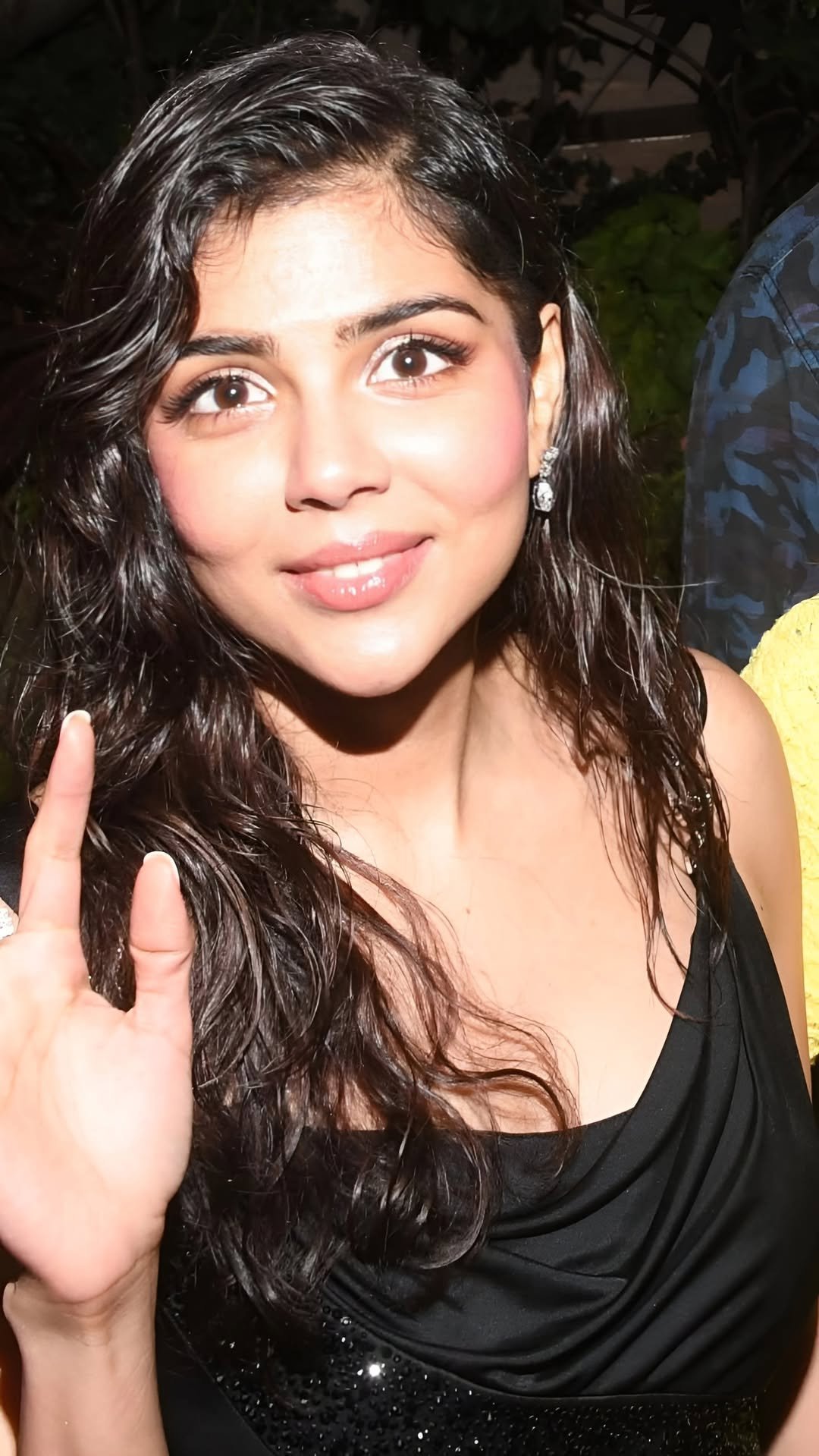 Kalyani Priyadarshan Elegant Red Carpet Look HD Images (30)