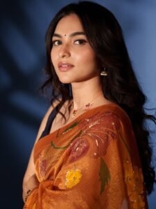 Kayadu Lohar Stunning Orange Saree Traditional Look HD Images latest HD photos