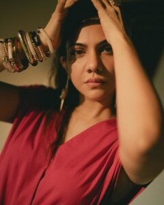 Madonna Sebastian Stunning Glam Photoshoot HD Images latest HD photos