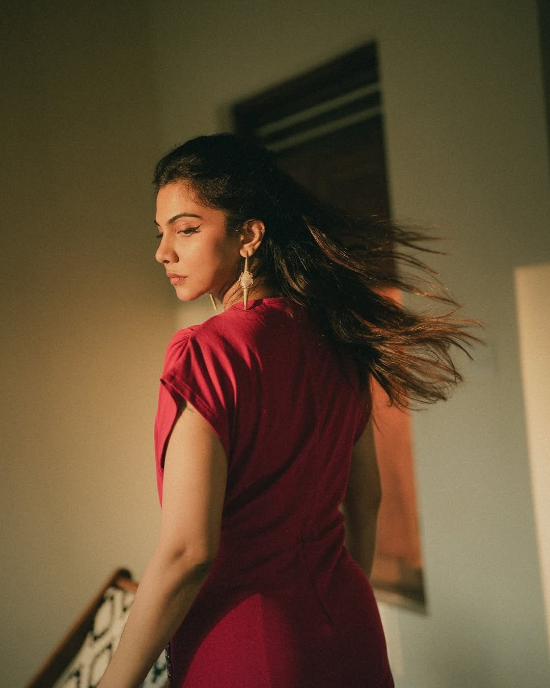 Madonna Sebastian Stunning Glam Photoshoot HD Images (5)