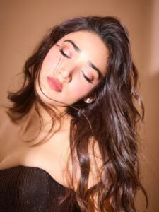 Medha Shankar Glamorous Studio Photoshoot HD Images trending celebrity photos