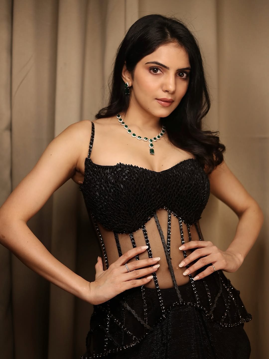 Misha Narang Stunning Black Gown Photoshoot (4)