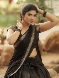 Pragya Nagra Stuns in Elegant Black Saree – Latest HD Photos (1)