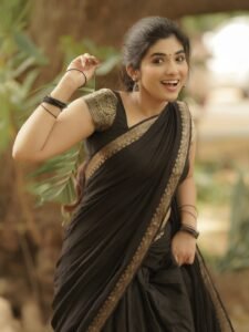 Pragya Nagra Stuns in Elegant Black Saree – Latest HD Photos (8)