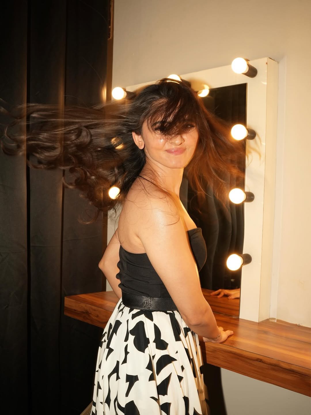 Preethi Asrani Stylish Western Look HD Images (4)