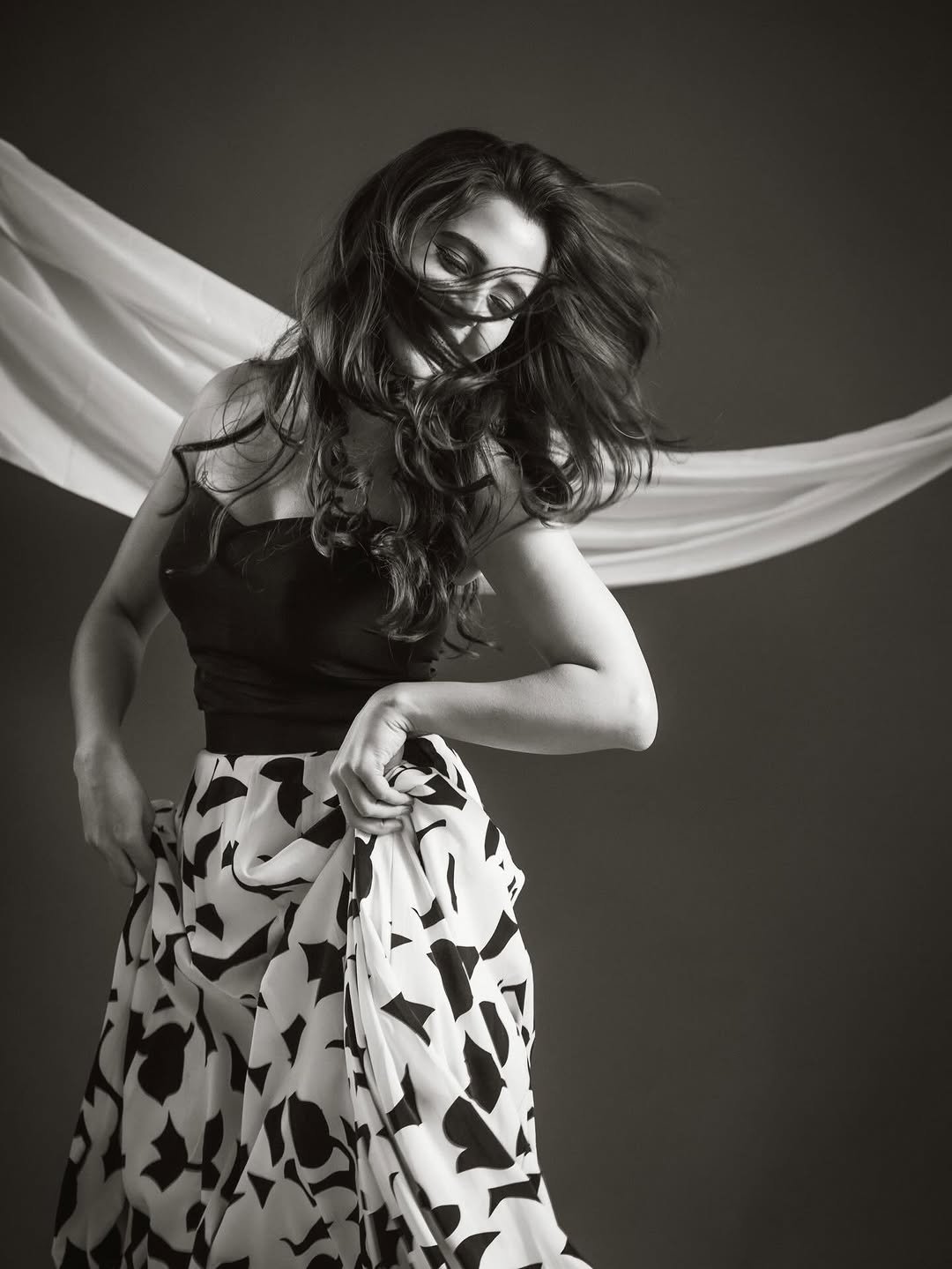 Preethi Asrani Stylish Western Look HD Images (8)