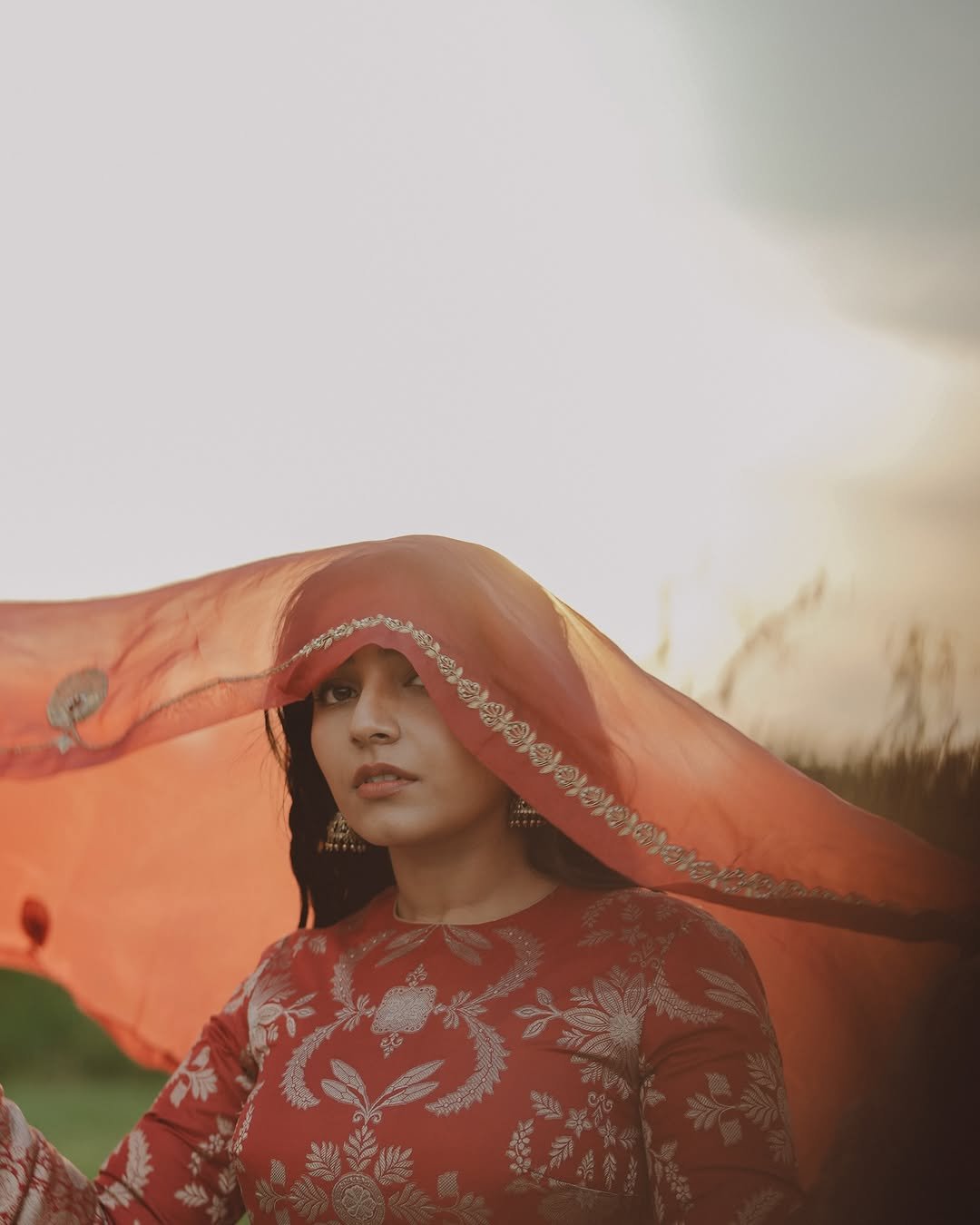 Rajisha Vijayan Looks Stunning in Red Traditional Outfit (13)