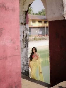 Ruchira Jadhav Looks Stunning in Yellow Saree – Latest HD Photos (19)