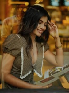 Ruchira Jadhav Stuns in Chic Brown Outfit – Latest HD Photos (2)