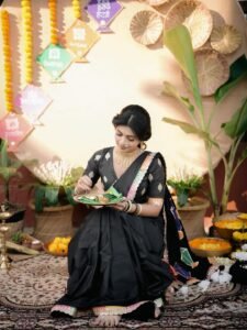 Ruchira Jadhav Stuns in Elegant Black Saree – Latest HD Photos (19)