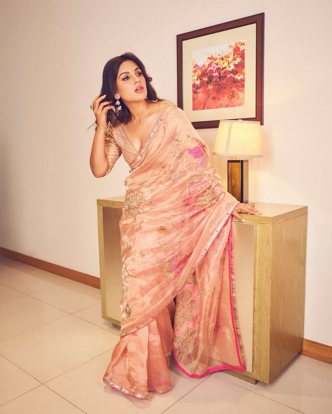 Samyuktha Looks Stunning in Peach Floral Saree – Latest Glam Photos (7)