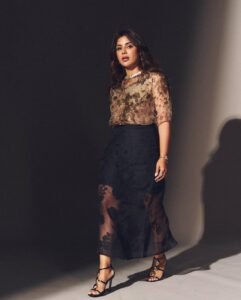 Samyuktha Stuns in Floral Outfit – Latest HD Photoshoot Images (6)