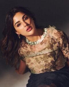 Samyuktha Stuns in Floral Outfit – Latest HD Photoshoot Images (7)