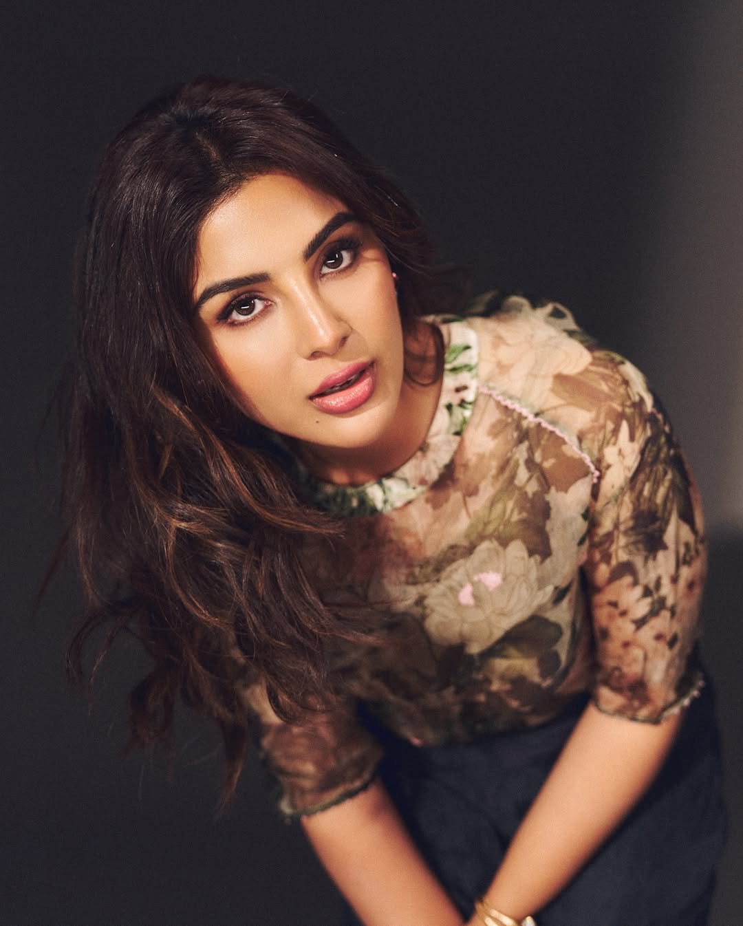 Samyuktha Stuns in Floral Outfit – Latest HD Photoshoot Images (9)