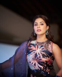 Samyuktha Stuns in Sparkling Sequin Dress – Latest Glamorous Photos (6)