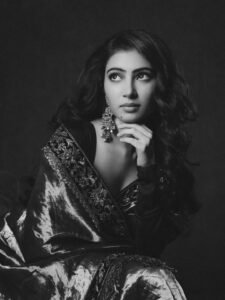 Sara Arjun Looks Stunning in Elegant Black and Gold Saree stunning fashion look