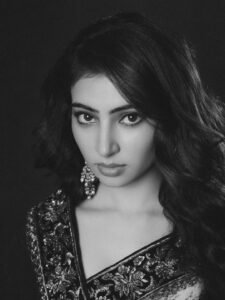 Sara Arjun Looks Stunning in Elegant Black and Gold Saree stunning fashion look