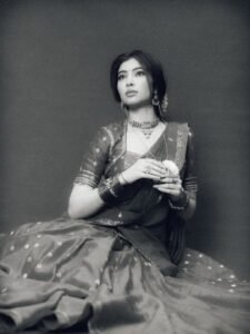 Sara Arjun Royal Bridal Look in Red Saree HD Images stunning fashion look