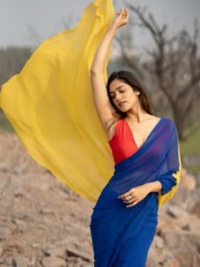 Simran Choudhary Stuns in Red and Blue Saree – Latest HD Photos (3)