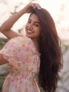 Sushmita Shetty Gorgeous Sunset Photoshoot – Latest HD Images & Natural Look (3)