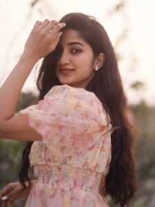 Sushmita Shetty Gorgeous Sunset Photoshoot – Latest HD Images & Natural Look (4)