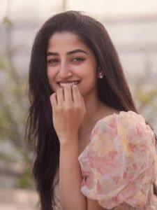 Sushmita Shetty Gorgeous Sunset Photoshoot – Latest HD Images & Natural Look (8)