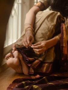 Trupti Ravindra Looks Graceful in Traditional Brown Saree latest HD photos