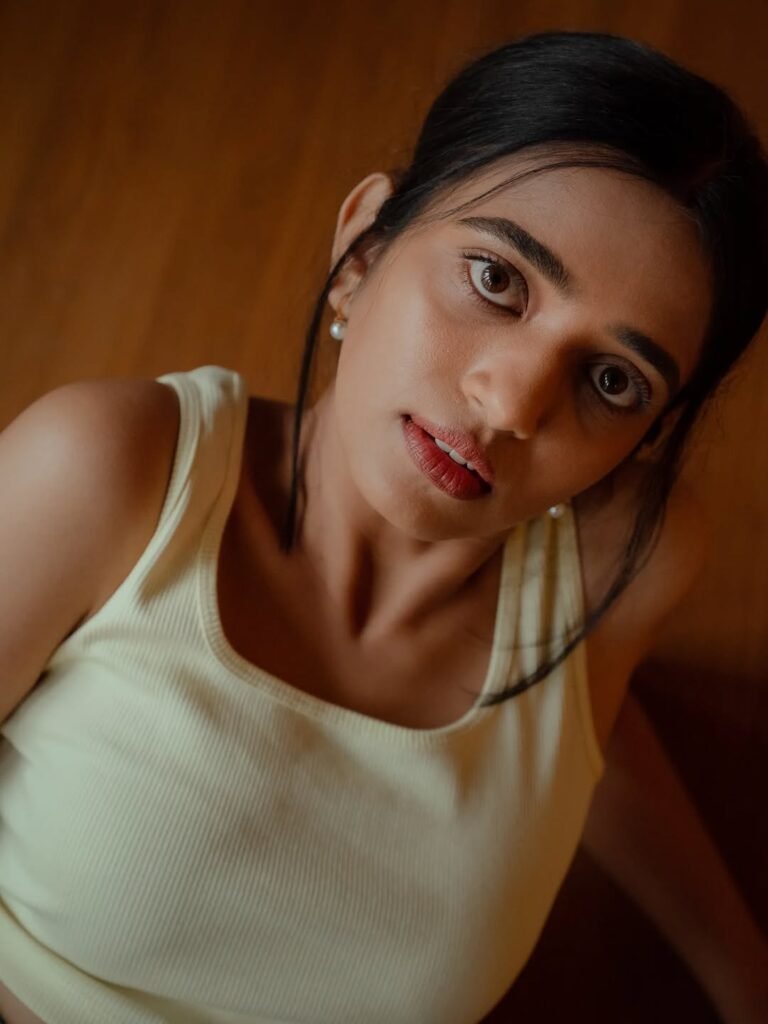 Trupti Ravindra Stunning Casual Look in Pastel Top Latest HD Photos latest HD photos