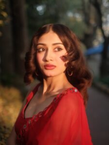 Yashu Turns Heads in Stunning Red Saree – Latest Glam Photoshoot (16)