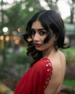 Yashu Turns Heads in Stunning Red Saree – Latest Glam Photoshoot (2)