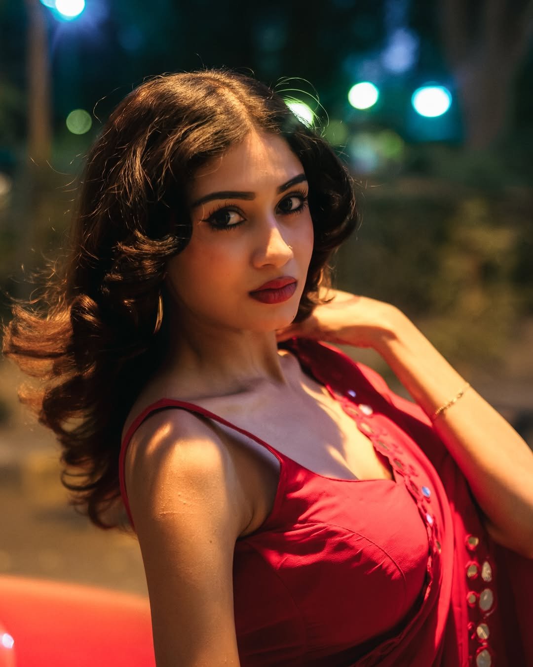 Yashu Turns Heads in Stunning Red Saree – Latest Glam Photoshoot (25)