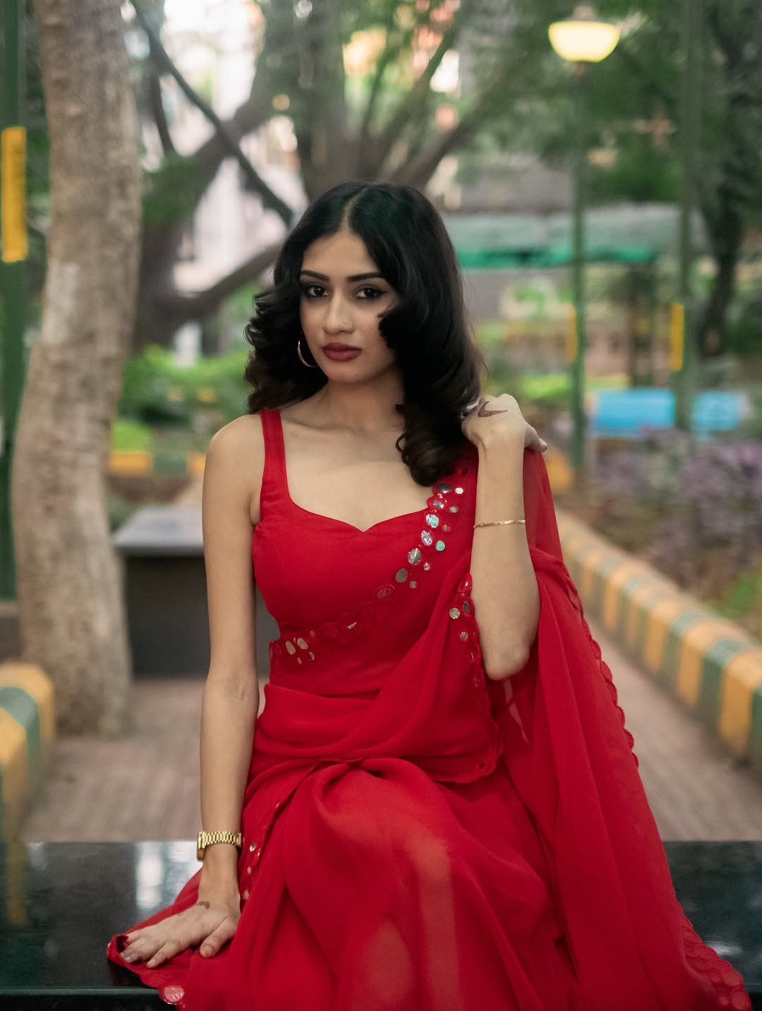 Yashu Turns Heads in Stunning Red Saree – Latest Glam Photoshoot (33)