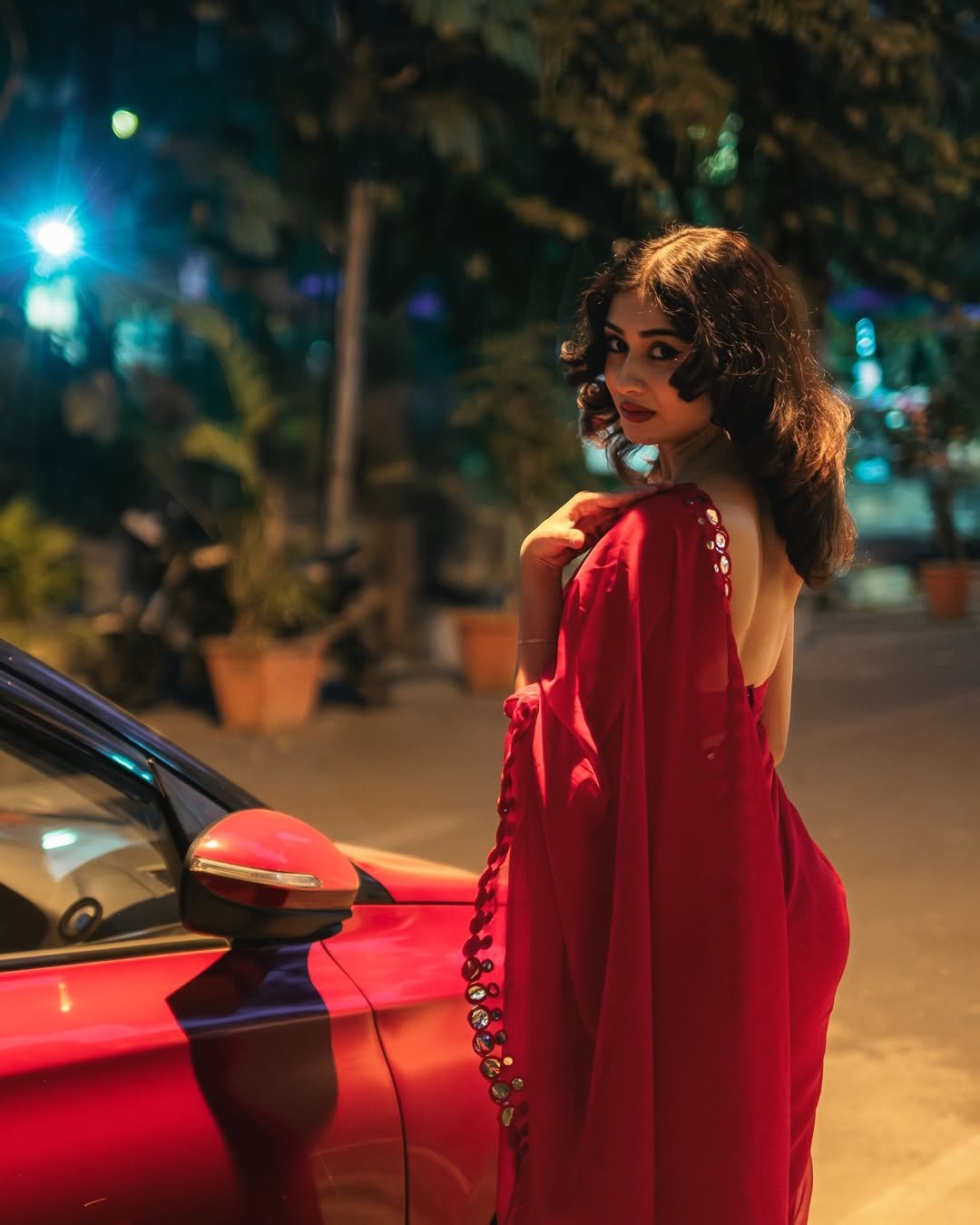 Yashu Turns Heads in Stunning Red Saree – Latest Glam Photoshoot (35)