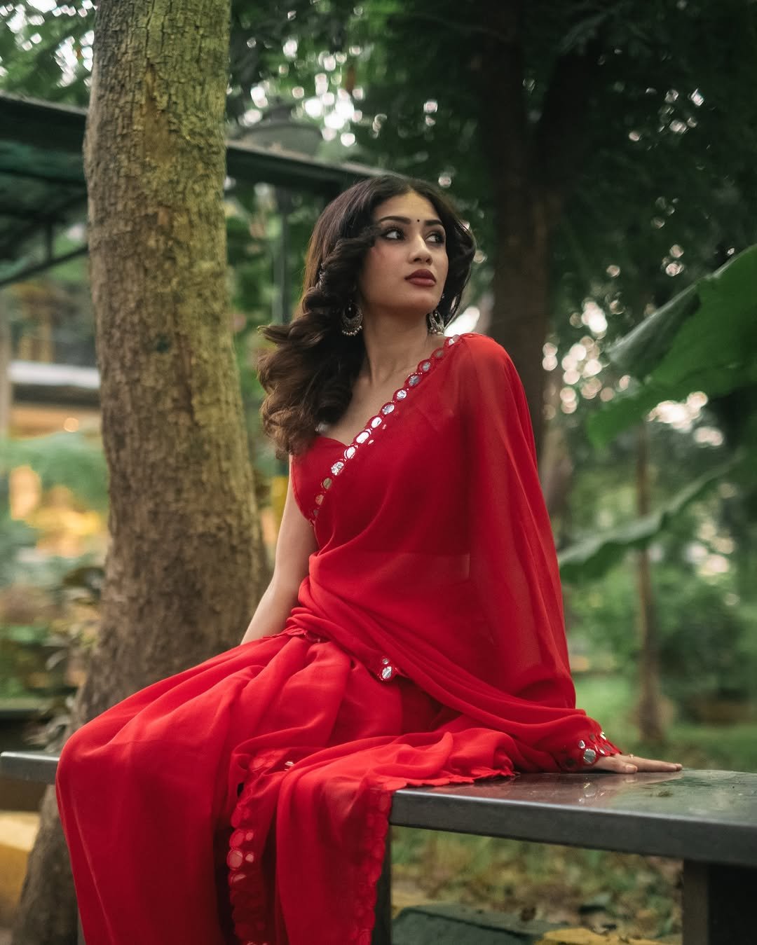 Yashu Turns Heads in Stunning Red Saree – Latest Glam Photoshoot (6)