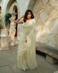 Aishwarya Lekshmi Looks Stunning in Elegant White Saree – Latest Photos (14)
