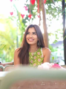 Akanksha Choudhary Looks Adorable in Floral Green Dress – Latest HD Photos (4)