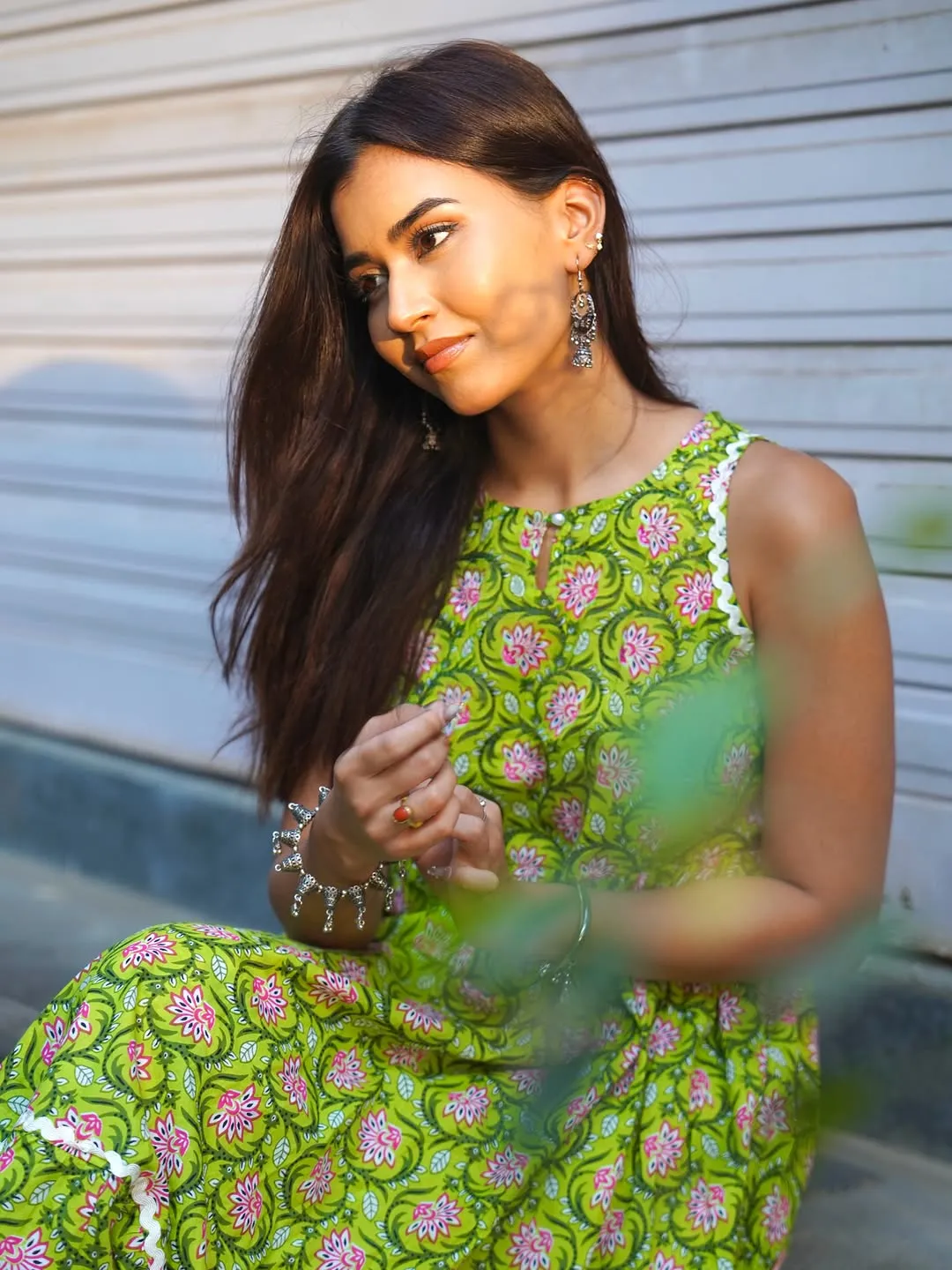 Akanksha Choudhary Looks Adorable in Floral Green Dress – Latest HD Photos (7)