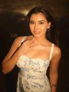 Akanksha Choudhary Radiates Elegance in Floral White Dress – Latest HD Photos (8)