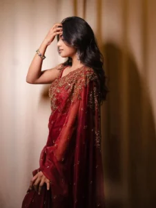 Anandhi Looks Stunning in Maroon Designer Saree – Latest Photos (3)