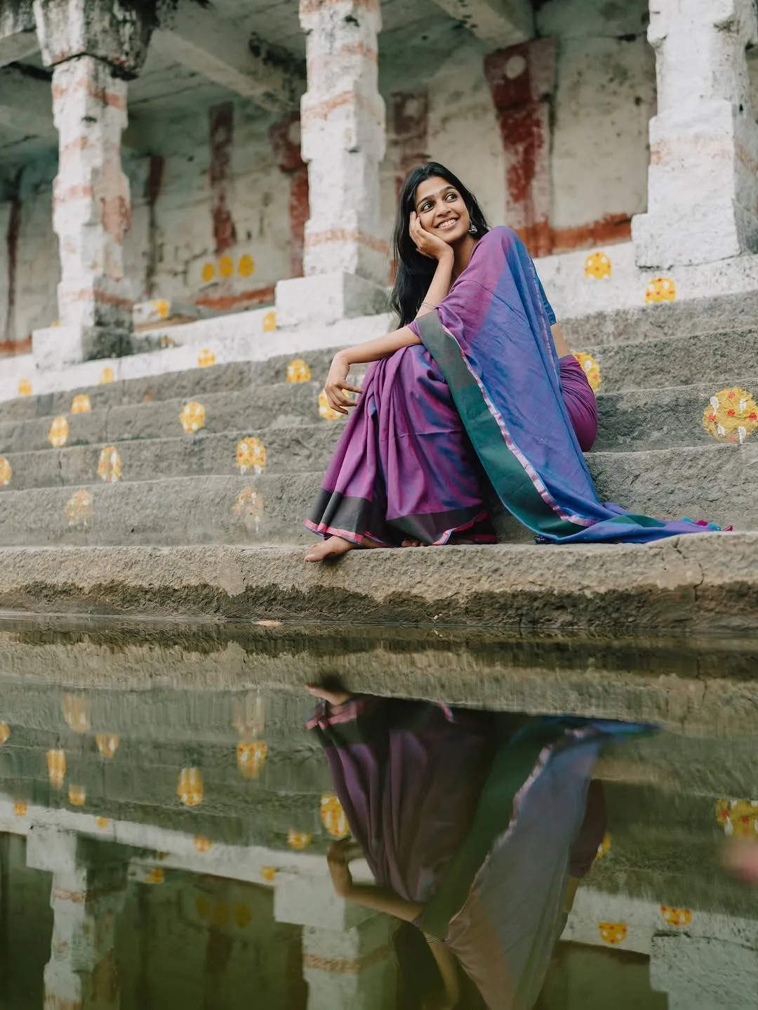 Ananthika Sanilkumar Looks Graceful in Lavender Saree Latest Photos (1)