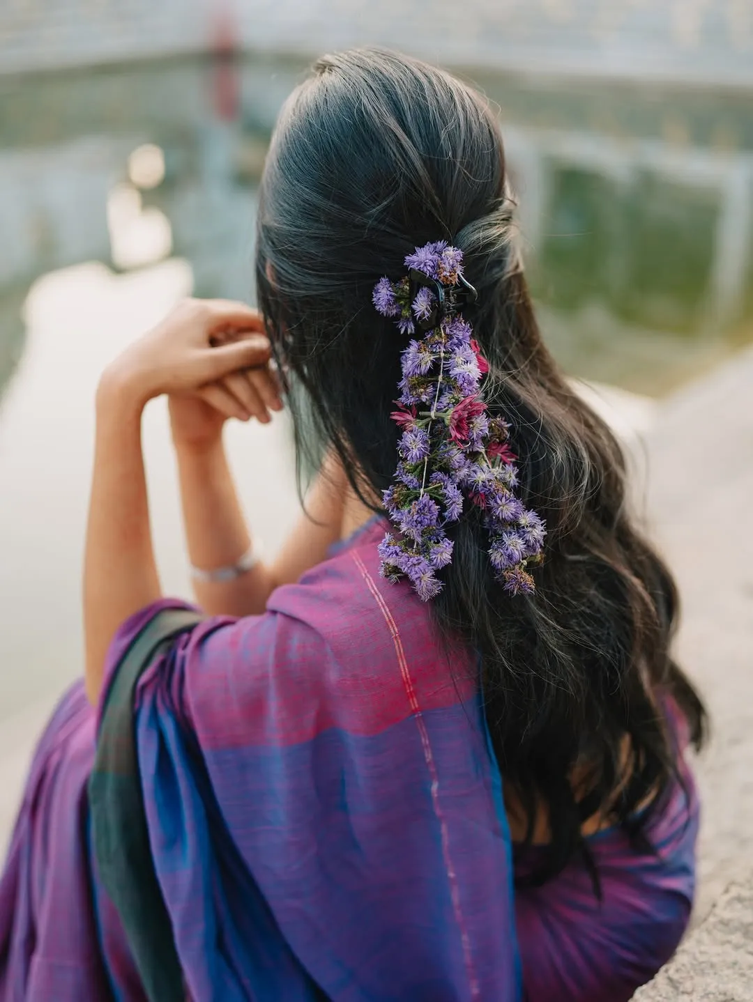 Ananthika Sanilkumar Looks Graceful in Lavender Saree Latest Photos (18)