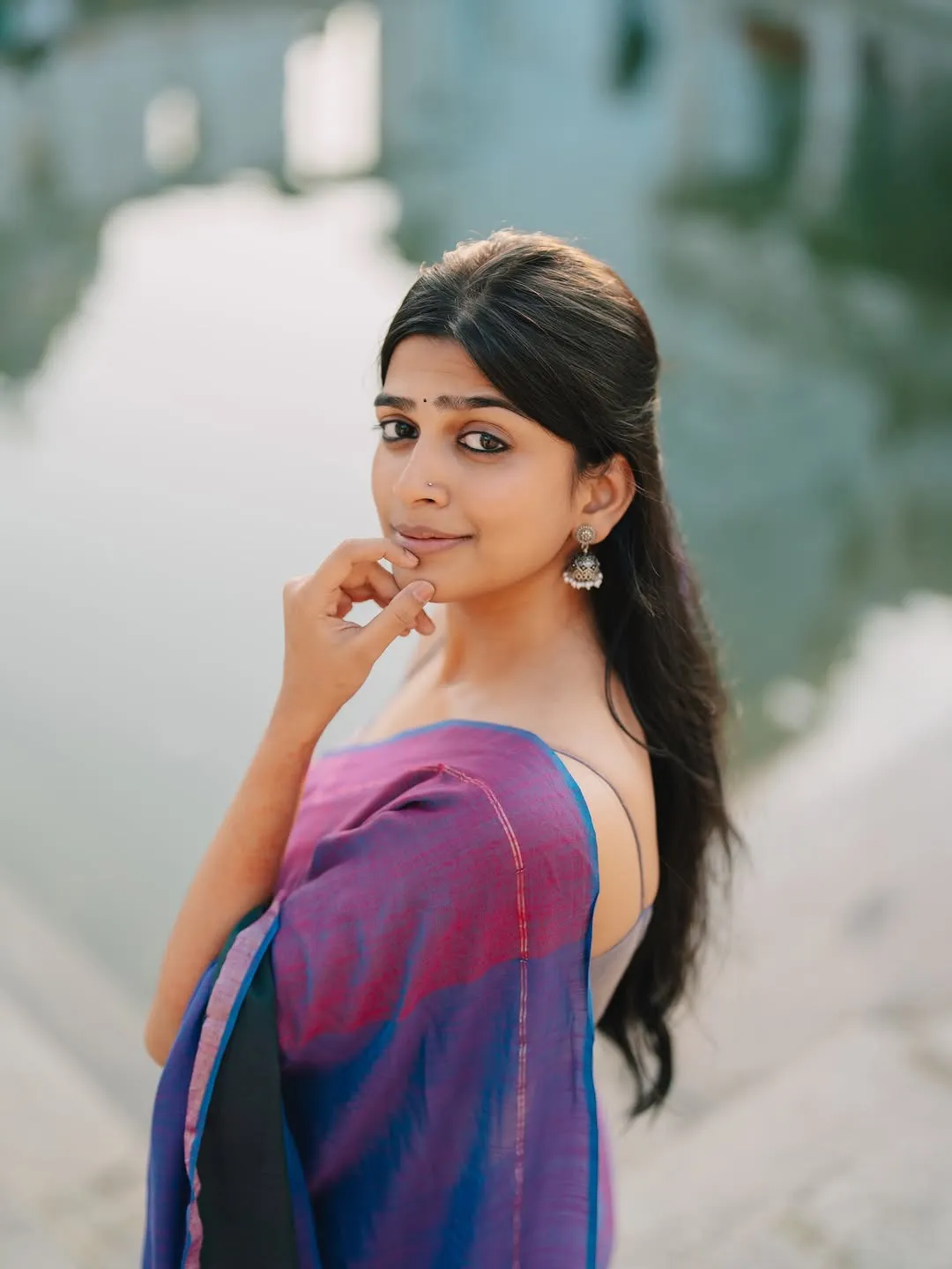 Ananthika Sanilkumar Looks Graceful in Lavender Saree Latest Photos (3)