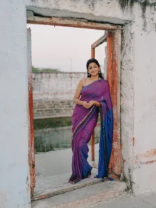 Ananthika Sanilkumar Looks Graceful in Lavender Saree Latest Photos (7)