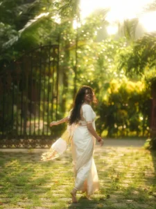 Ananthika Sanilkumar Radiates Grace in Elegant White Saree Photos (12)