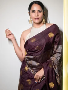 Anasuya Bharadwaj Stuns in Elegant Maroon Silk Saree – Latest HD Photos (8)